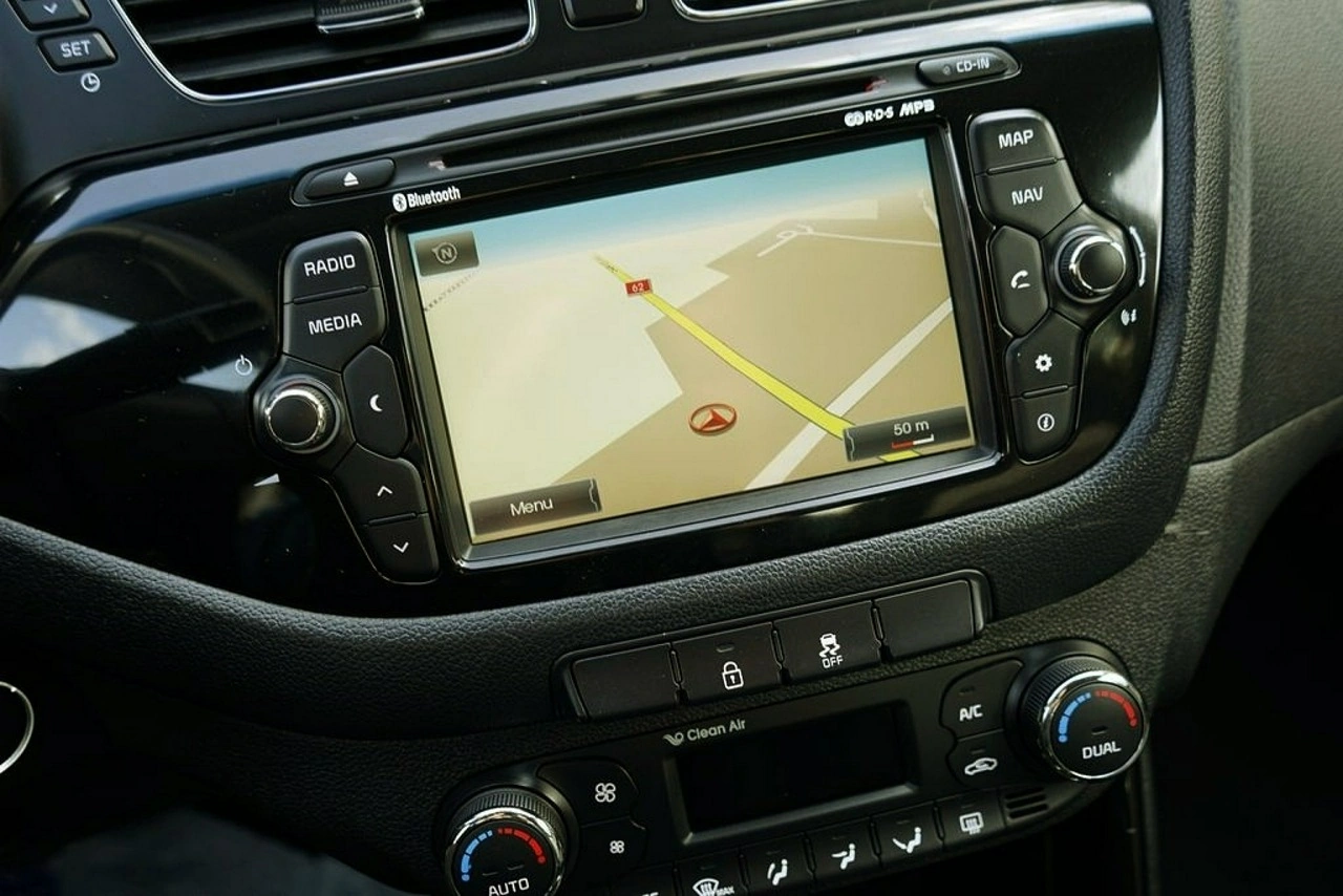 Kia Ceed - Zdjęcie 28