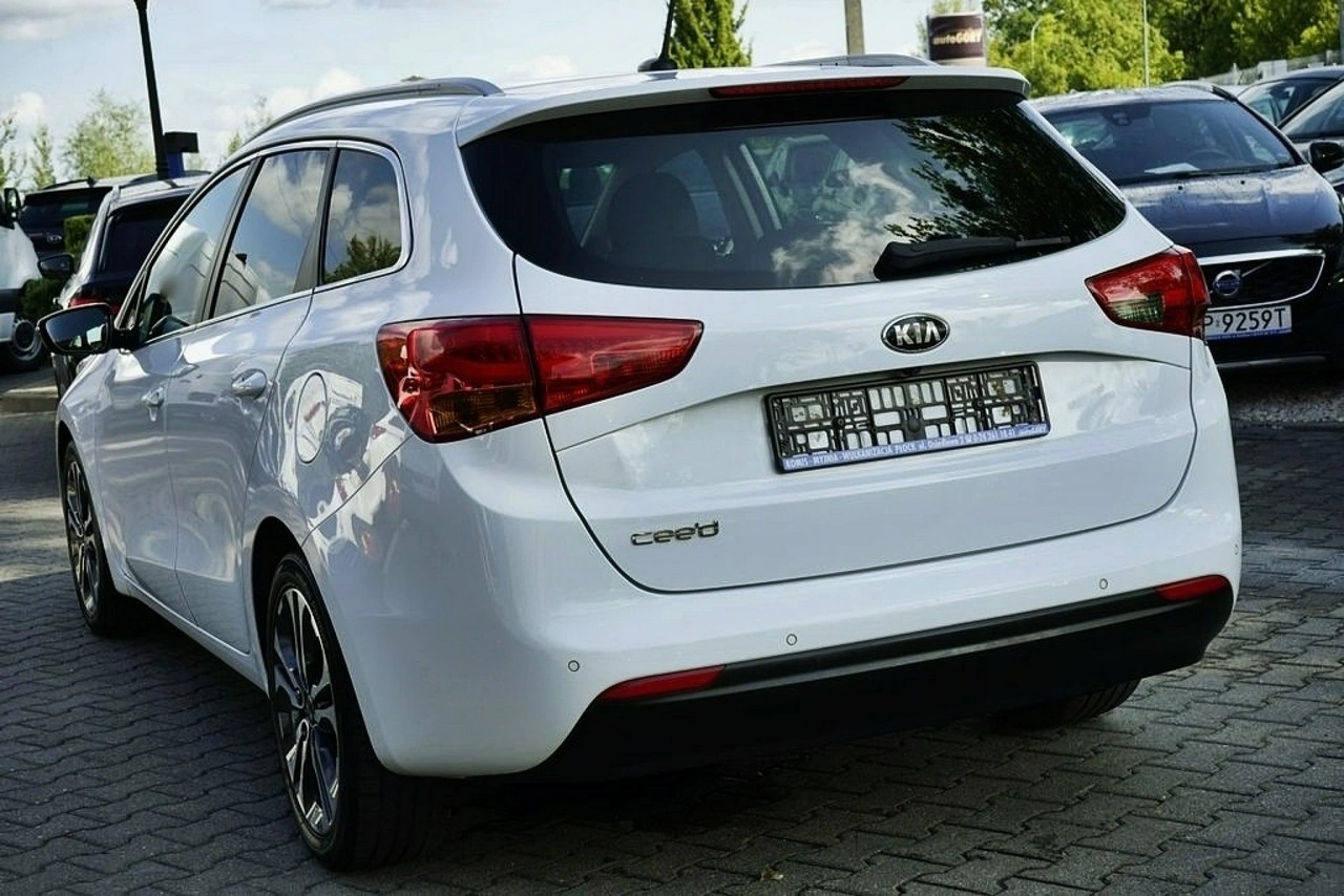 Kia Ceed - Zdjęcie 3