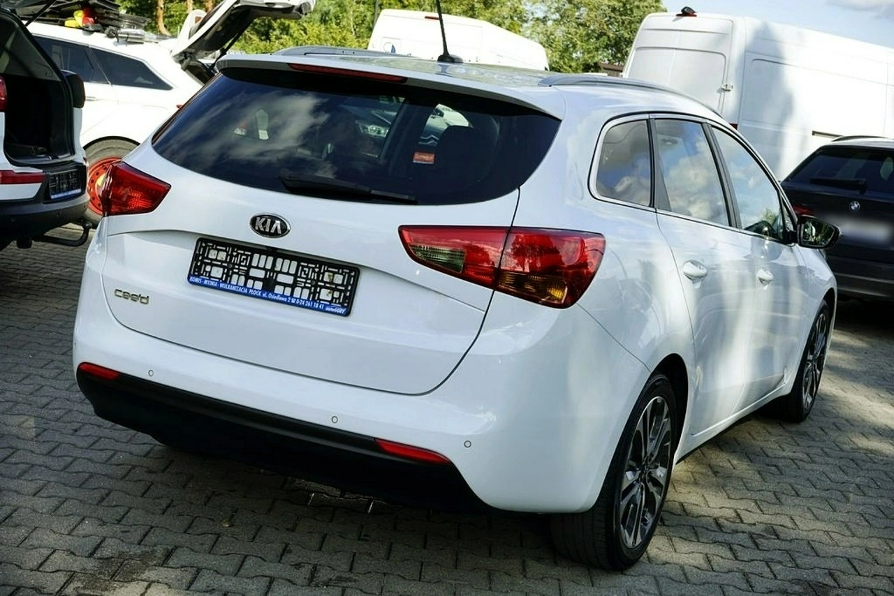 Kia Ceed - Zdjęcie 5