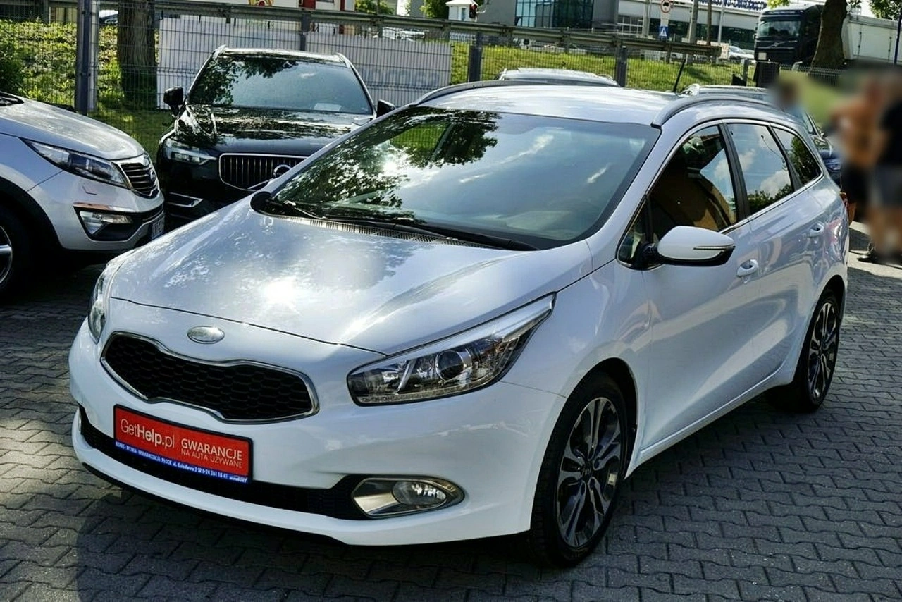 Kia Ceed - Zdjęcie 8