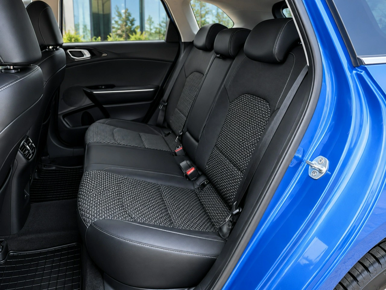 Kia Ceed - Zdjęcie 8