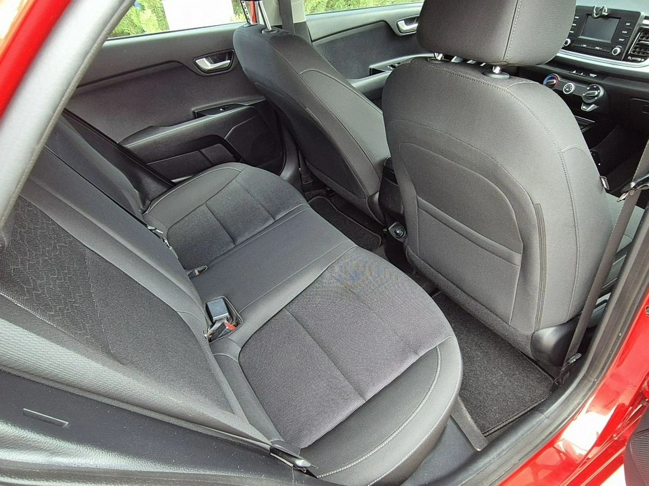 Kia Rio - Zdjęcie 19