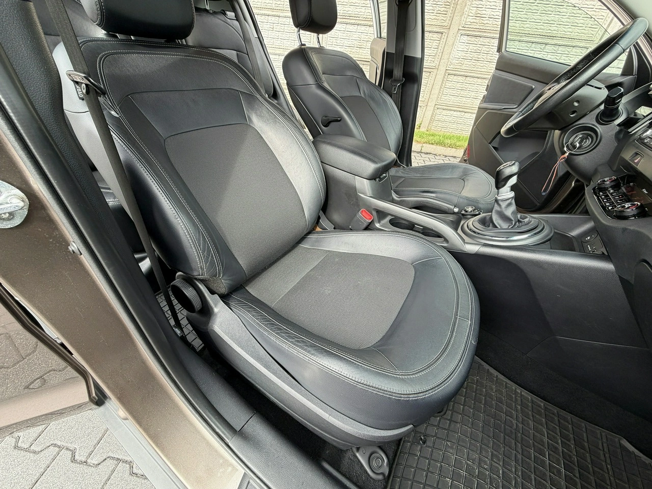 Kia Sportage - Zdjęcie 24