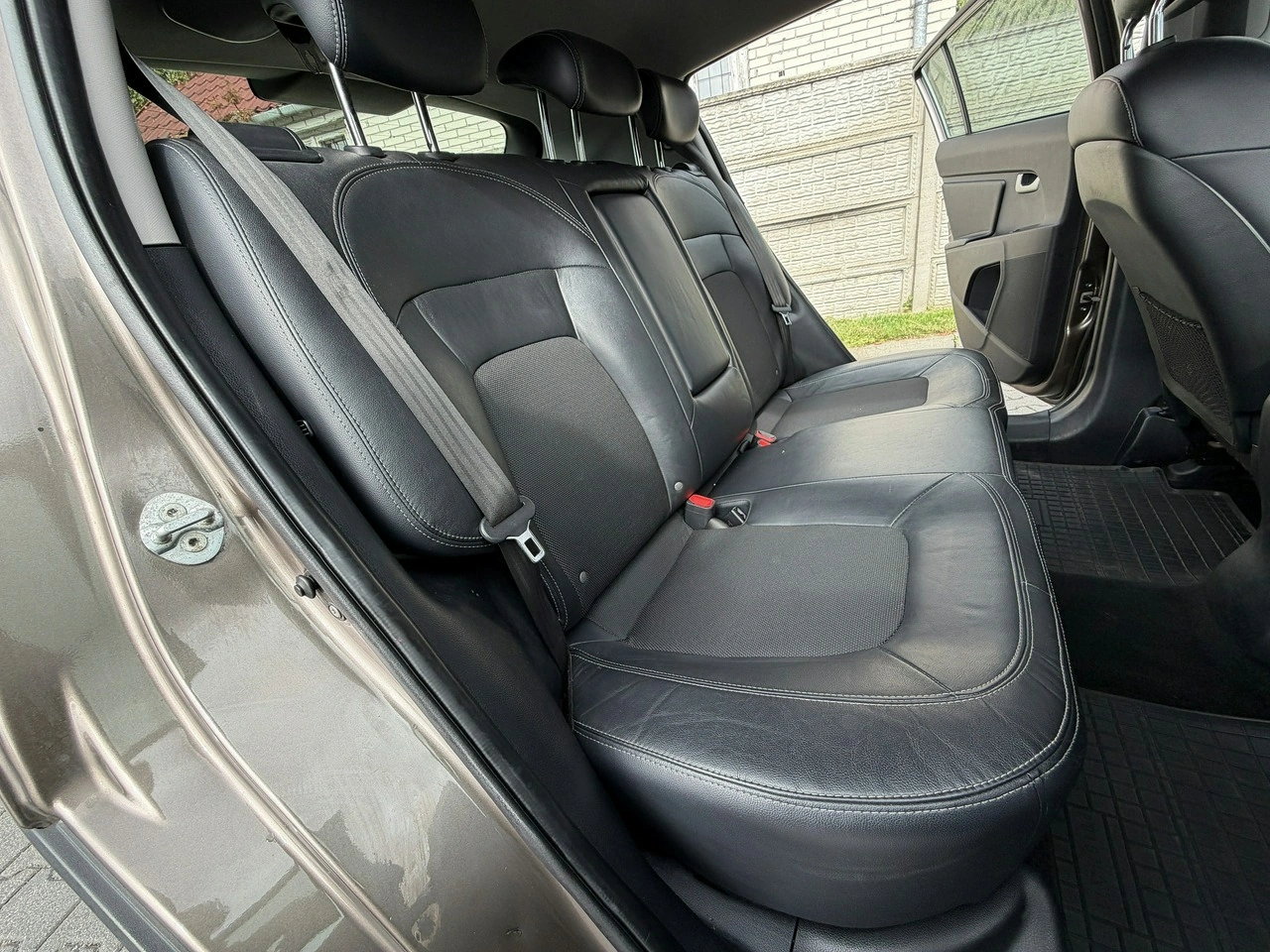 Kia Sportage - Zdjęcie 25