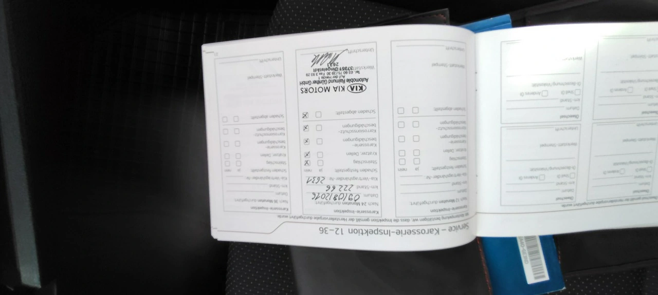 Kia Carens - Zdjęcie 18