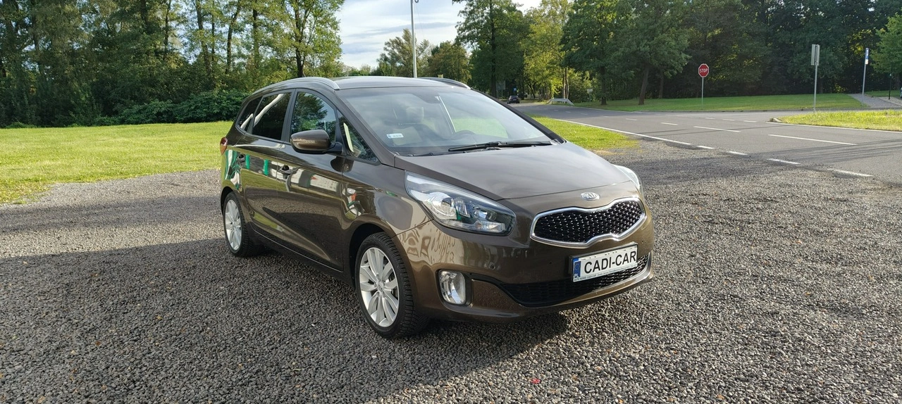 Kia Carens - Zdjęcie 2