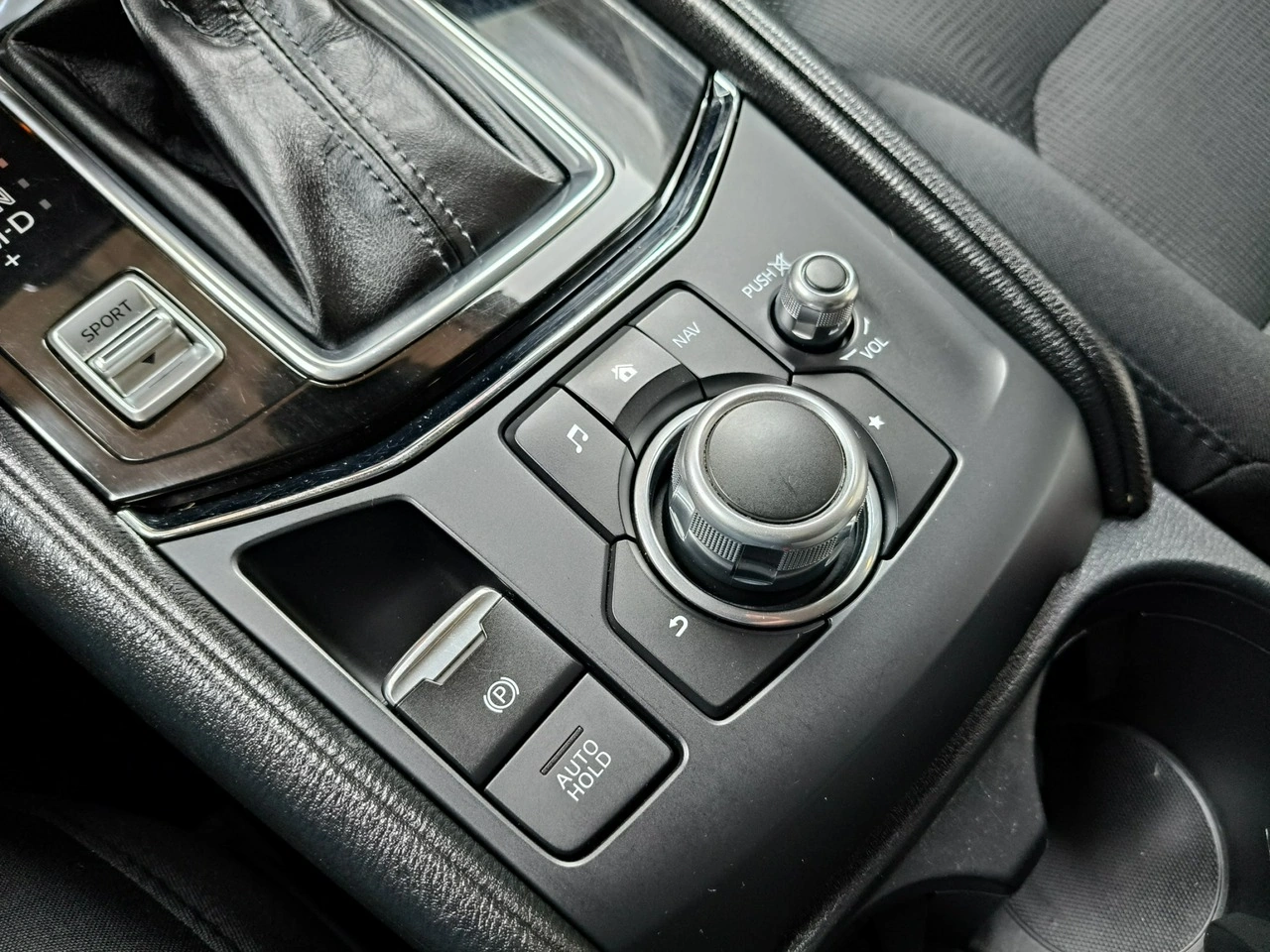 Mazda CX-5 - Zdjęcie 30