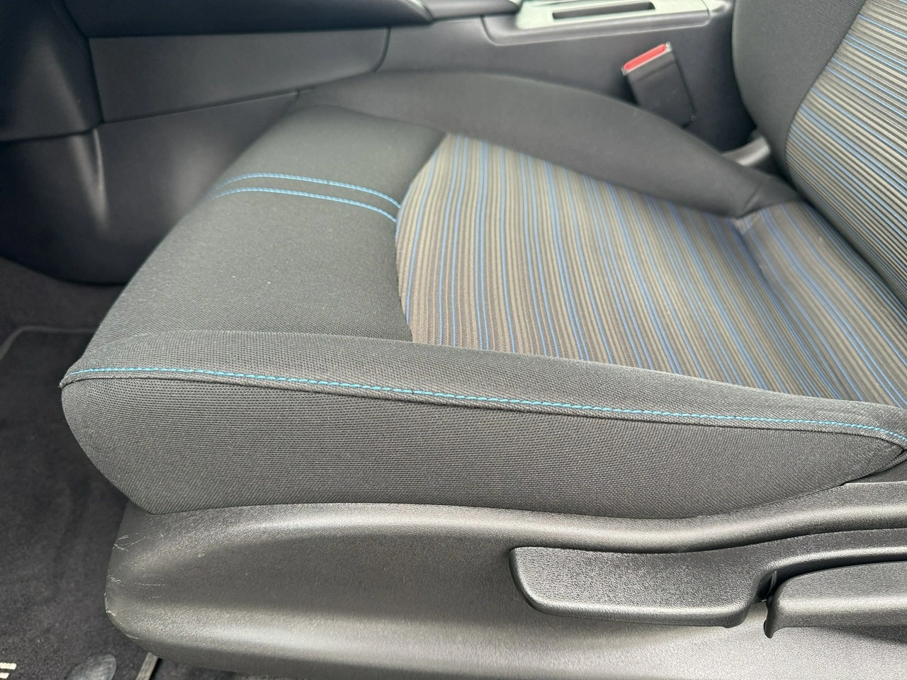 Nissan Leaf - Zdjęcie 11