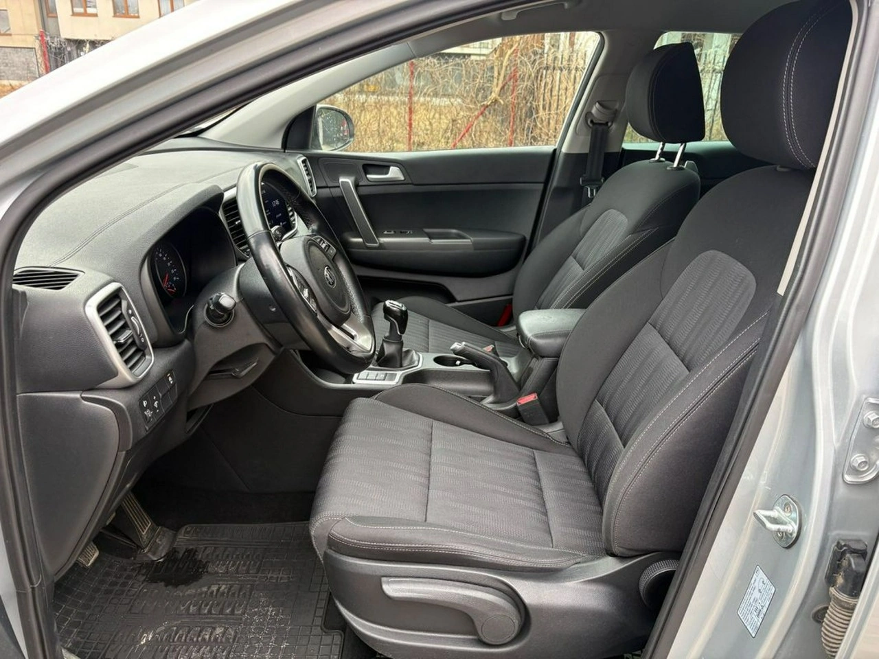 Kia Sportage - Zdjęcie 10