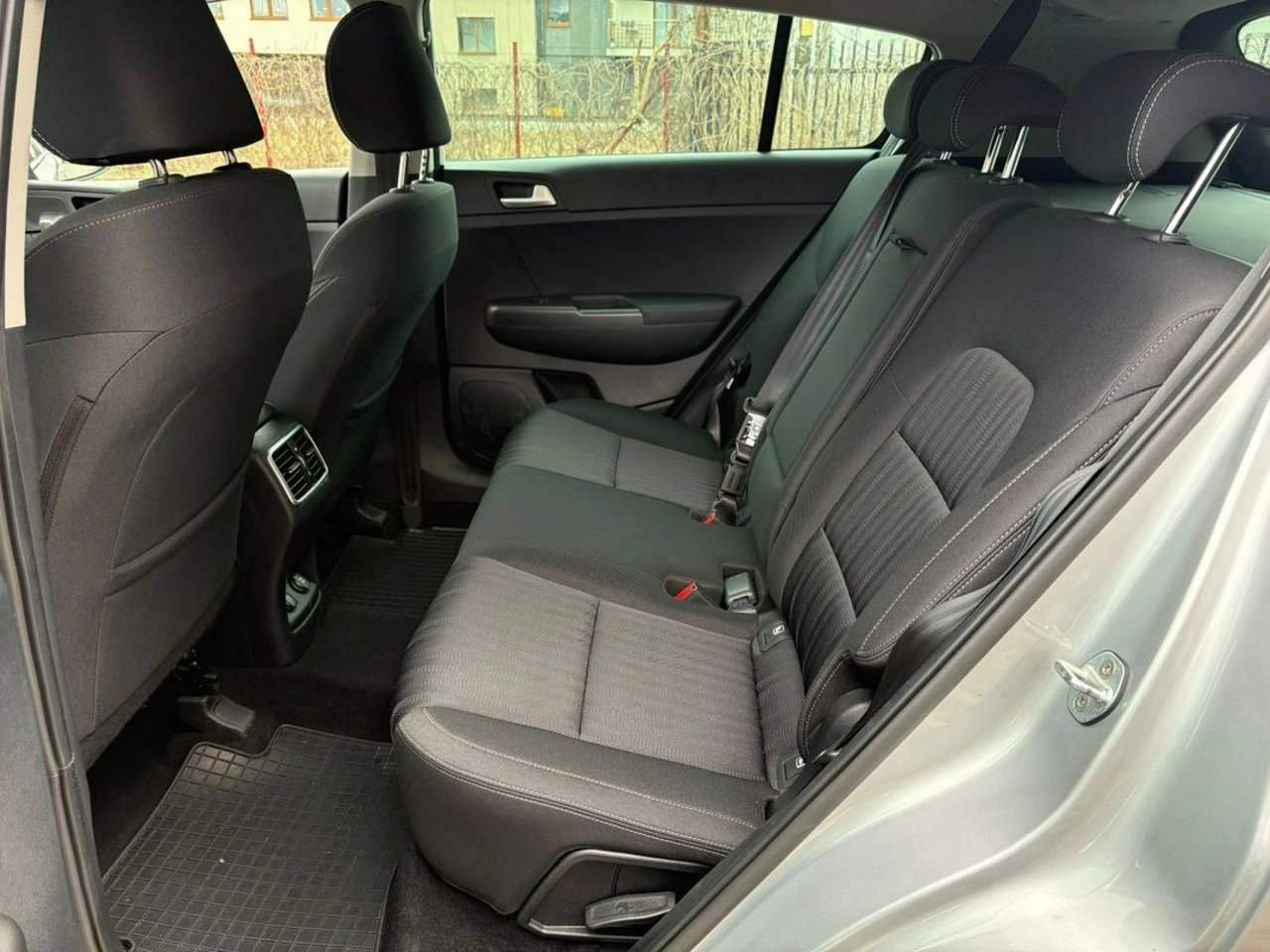 Kia Sportage - Zdjęcie 13