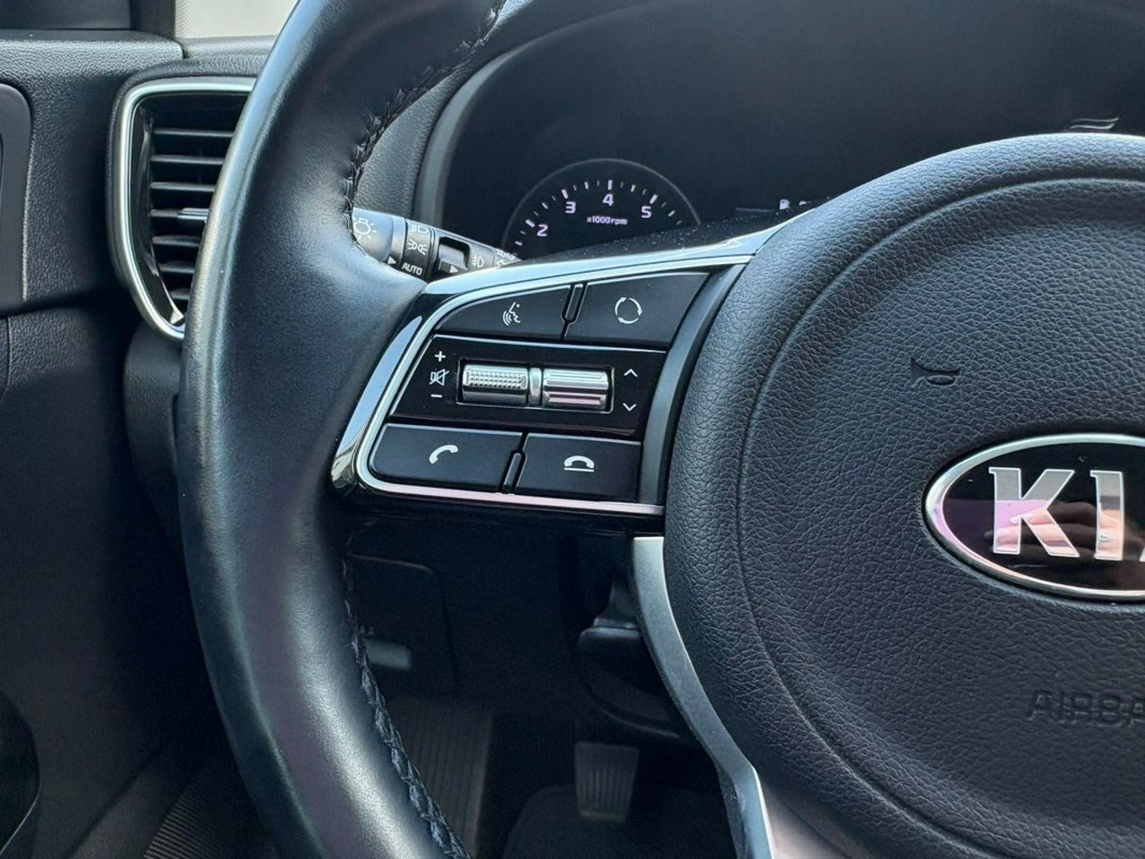 Kia Sportage - Zdjęcie 17