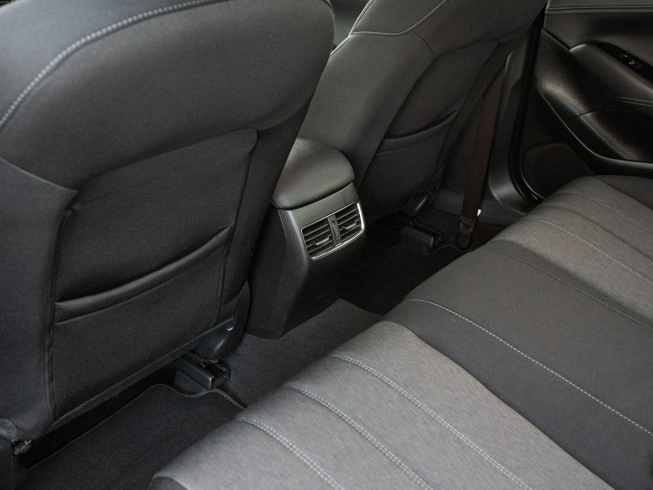 Mazda 6 - Zdjęcie 21
