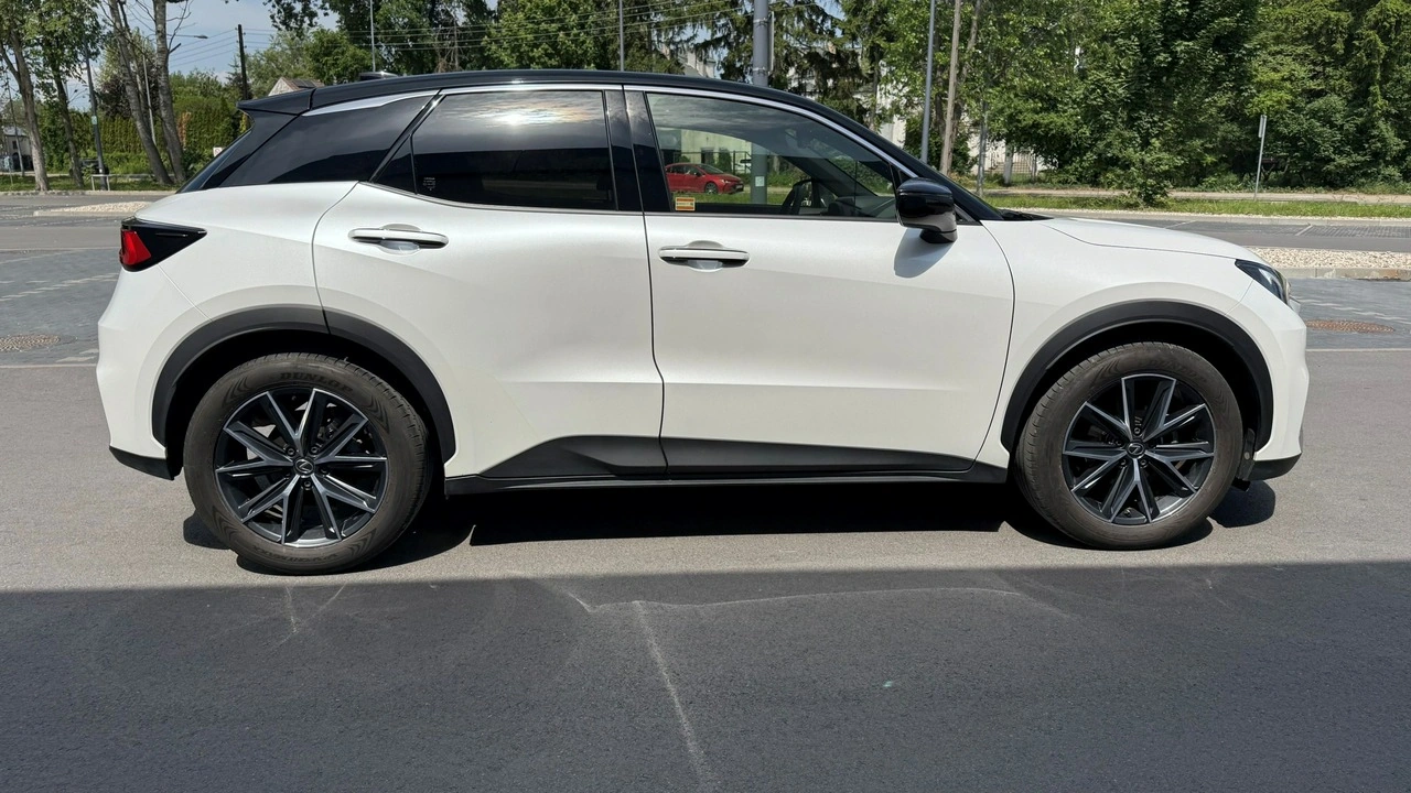 Lexus LBX - Zdjęcie 5