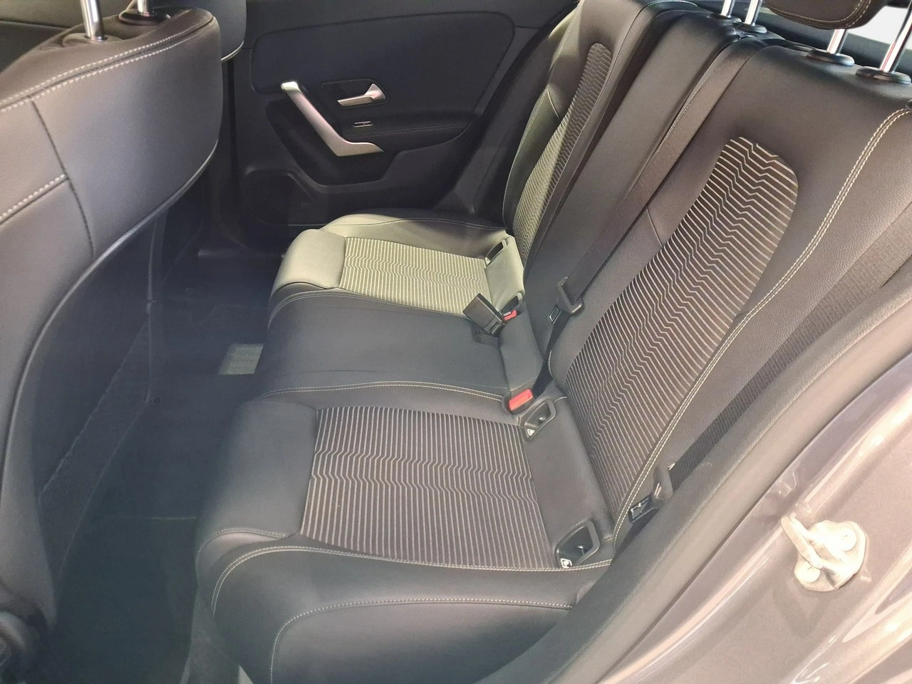Mercedes A 200 - Zdjęcie 13