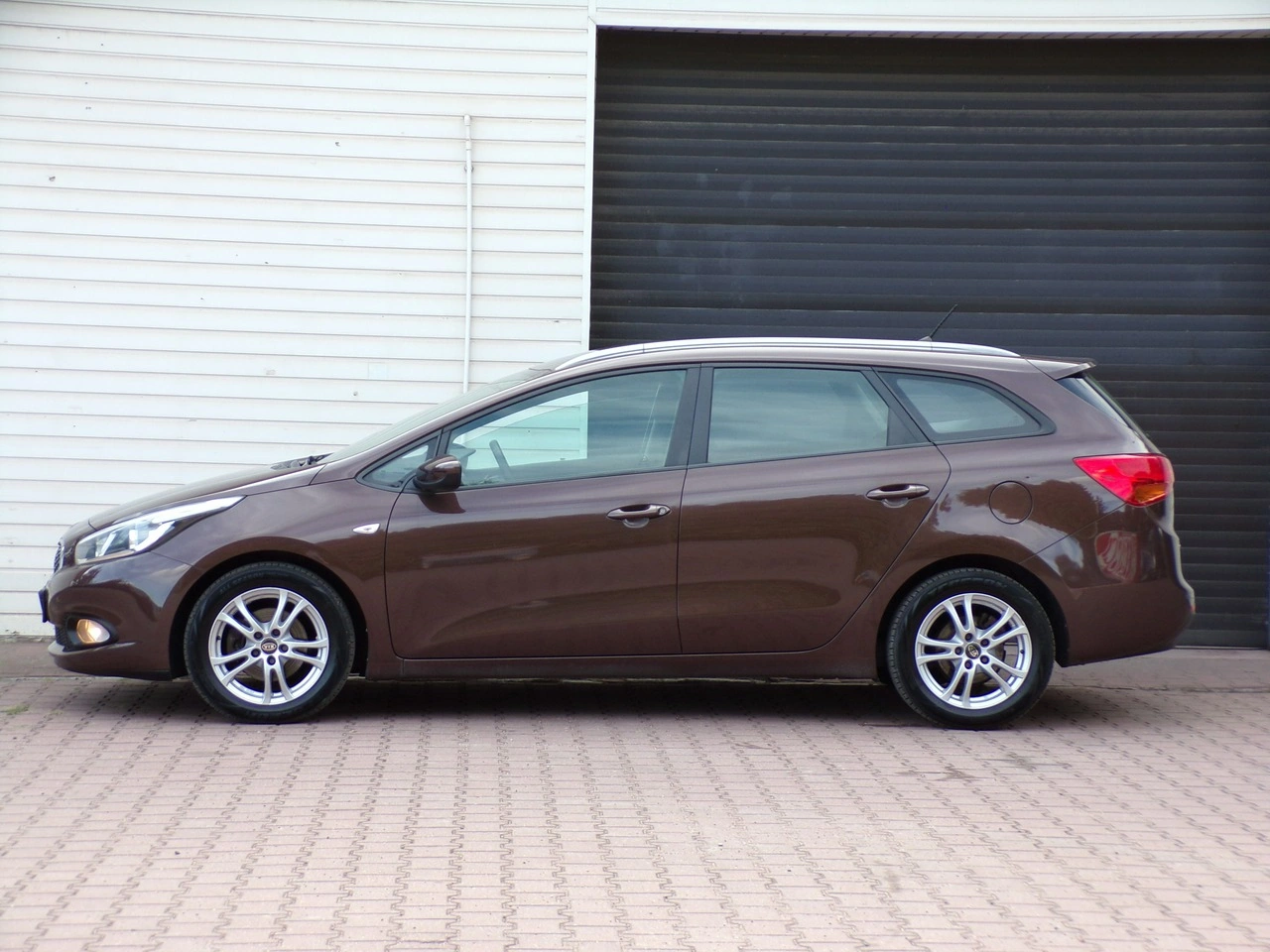 Kia Ceed - Zdjęcie 9