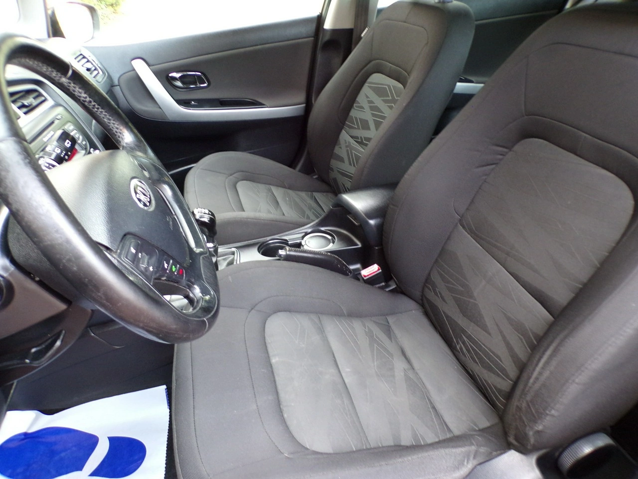Kia Ceed - Zdjęcie 19