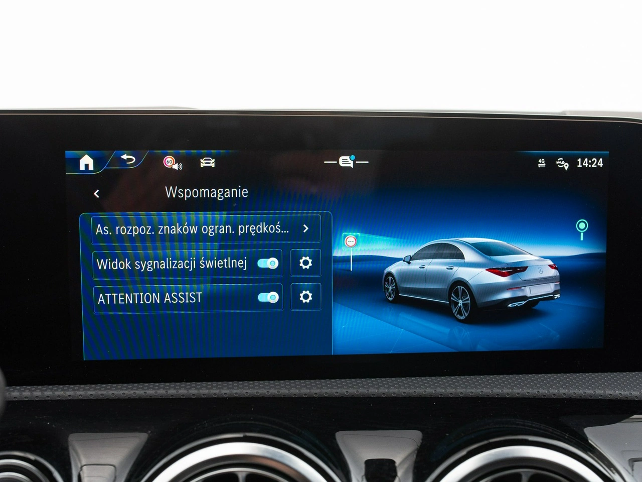 Mercedes CLA 200 - Zdjęcie 21