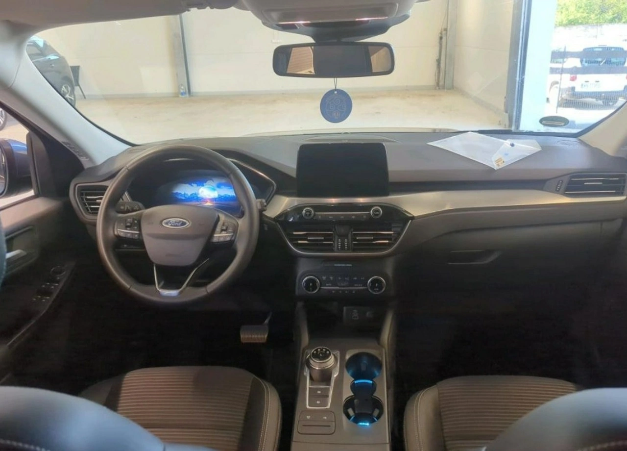 Ford Kuga - Zdjęcie 4