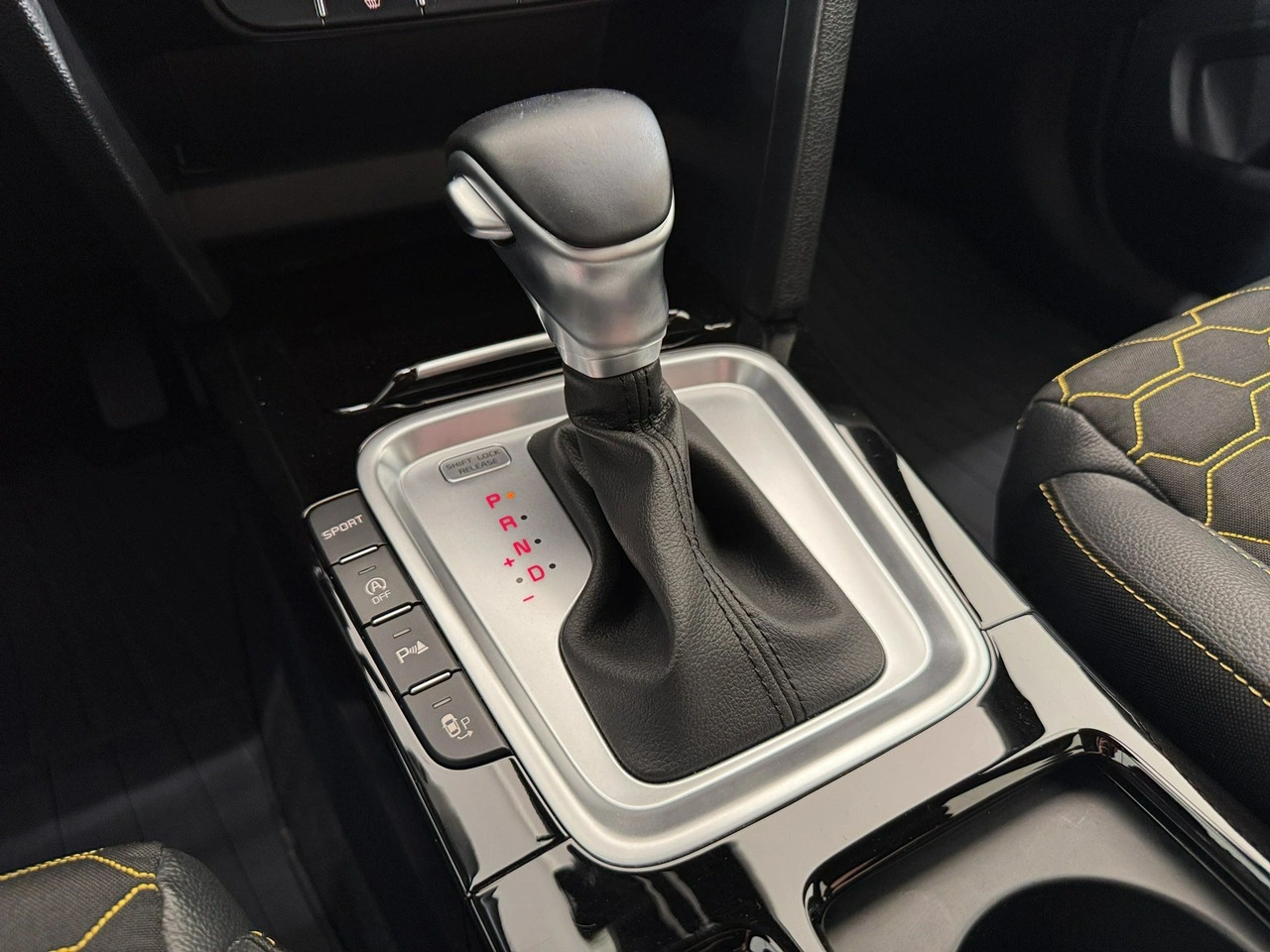 Kia XCeed - Zdjęcie 20