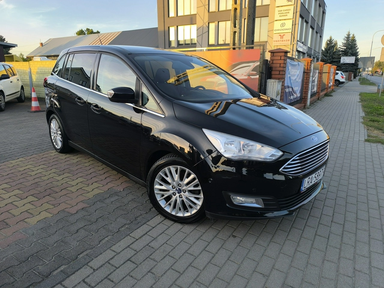 Ford Grand C-MAX - Zdjęcie 1