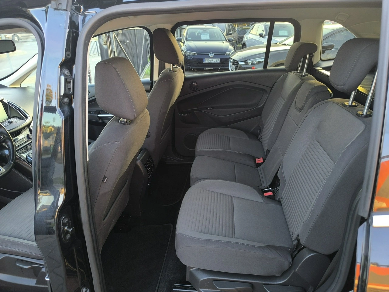 Ford Grand C-MAX - Zdjęcie 21