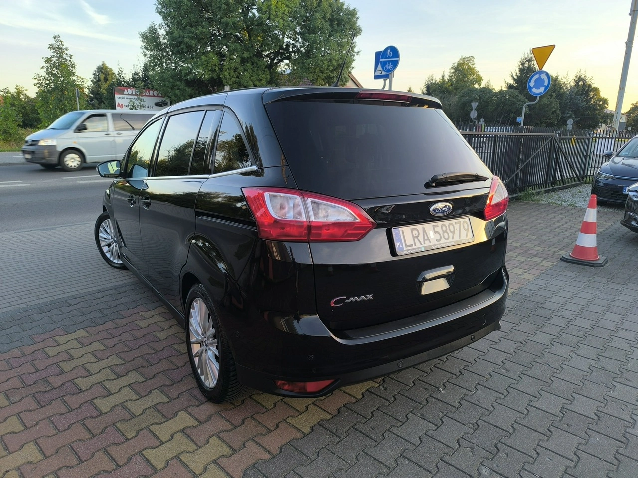 Ford Grand C-MAX - Zdjęcie 6