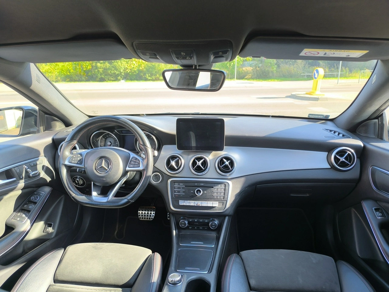Mercedes CLA 220 - Zdjęcie 16