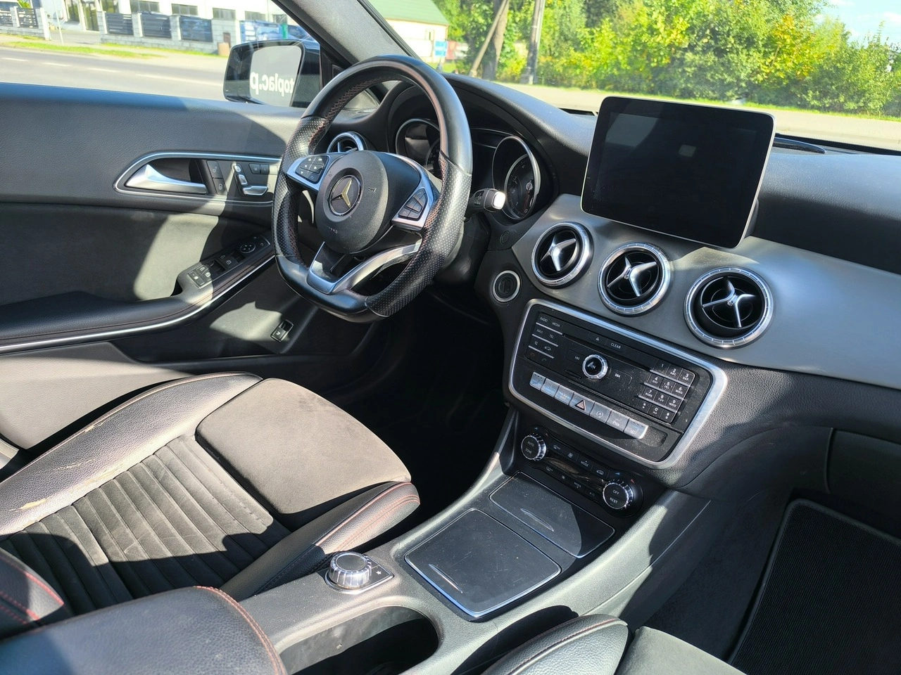 Mercedes CLA 220 - Zdjęcie 19