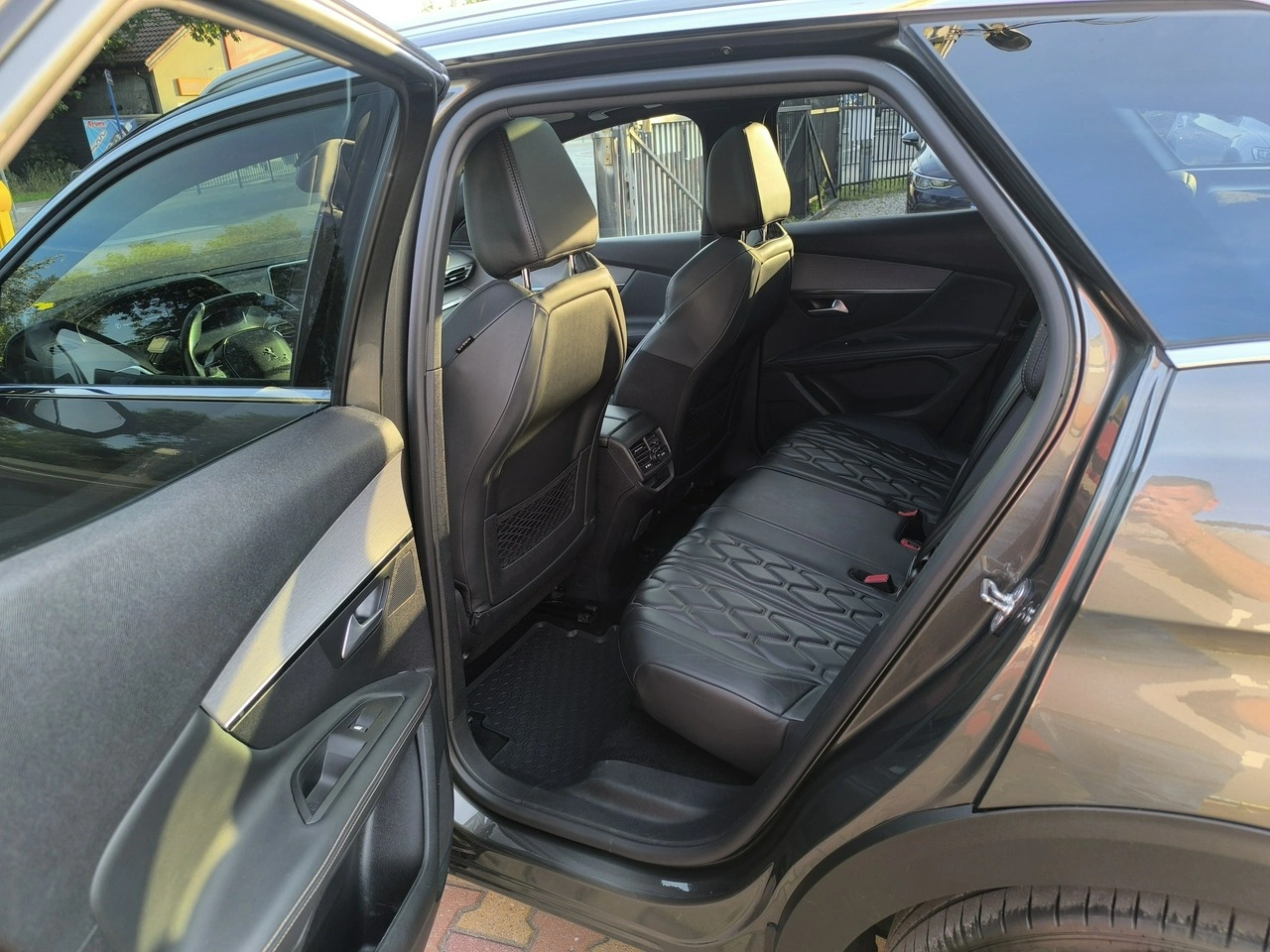 Peugeot 3008 - Zdjęcie 19