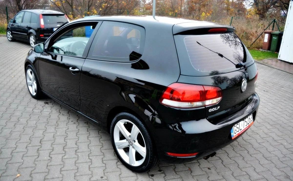 Volkswagen Golf - Zdjęcie 12