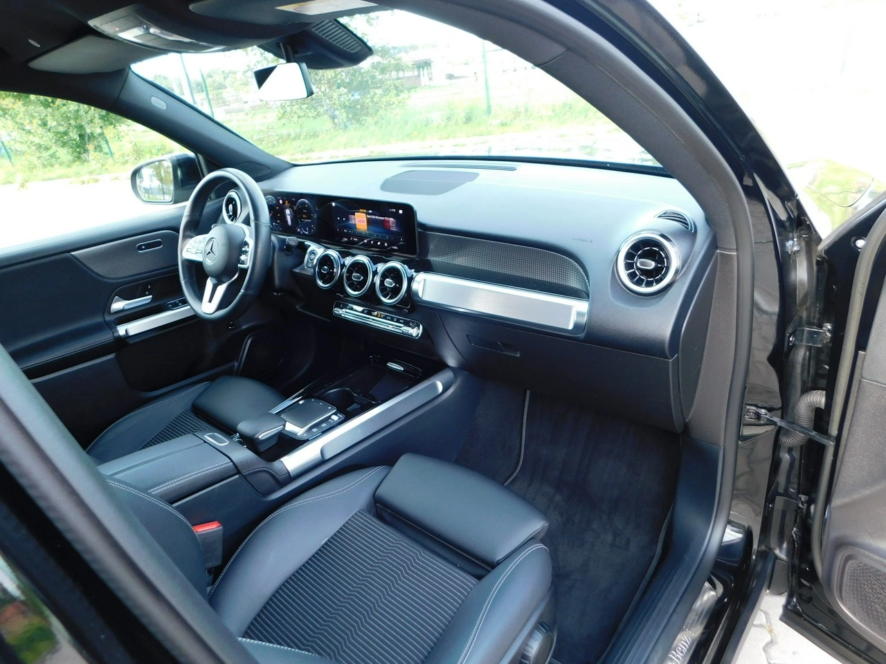 Mercedes GLB - Zdjęcie 9