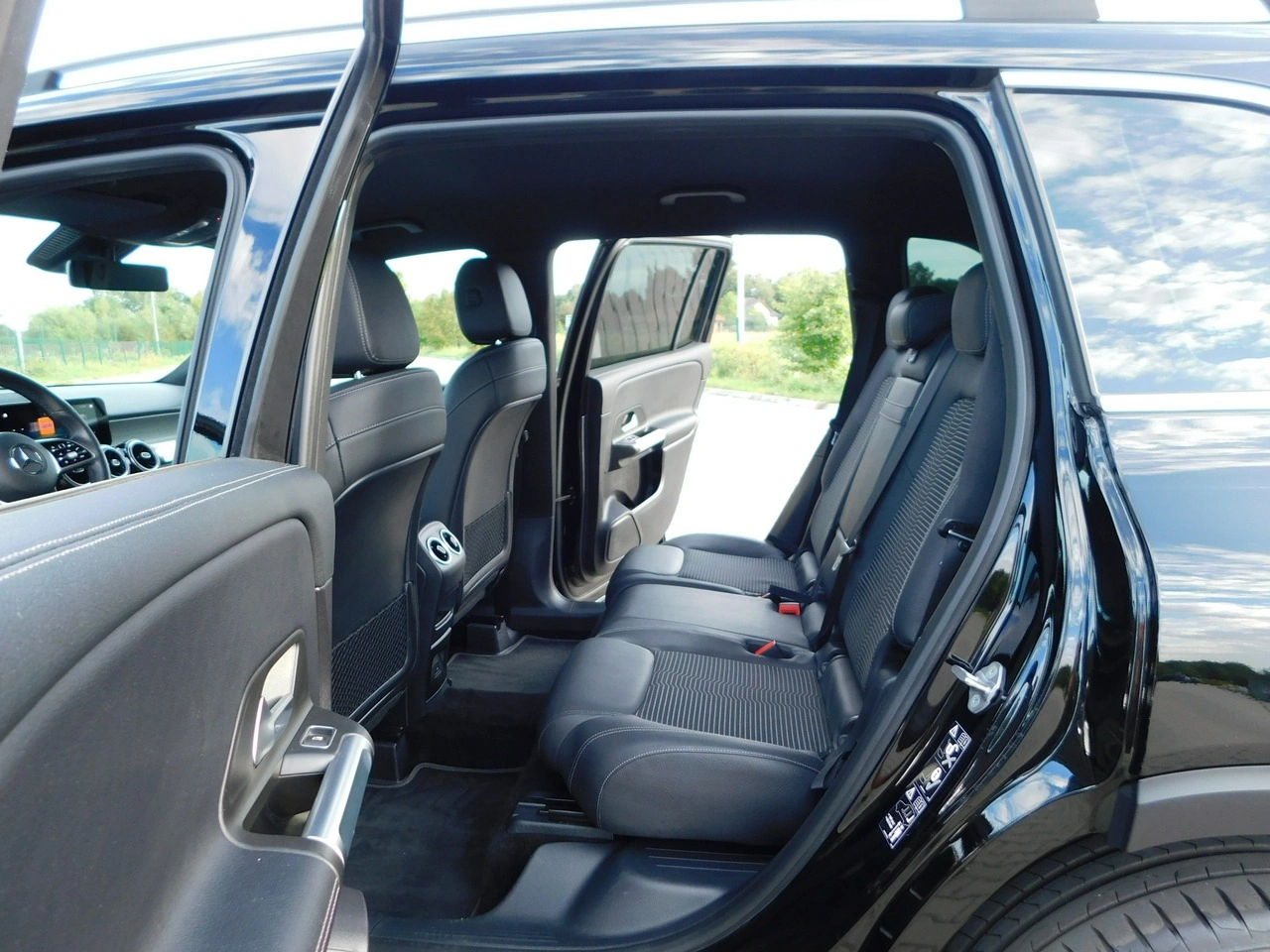 Mercedes GLB - Zdjęcie 13
