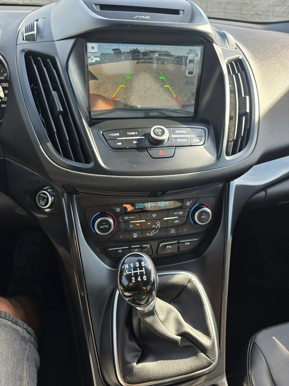 Ford Kuga - Zdjęcie 8