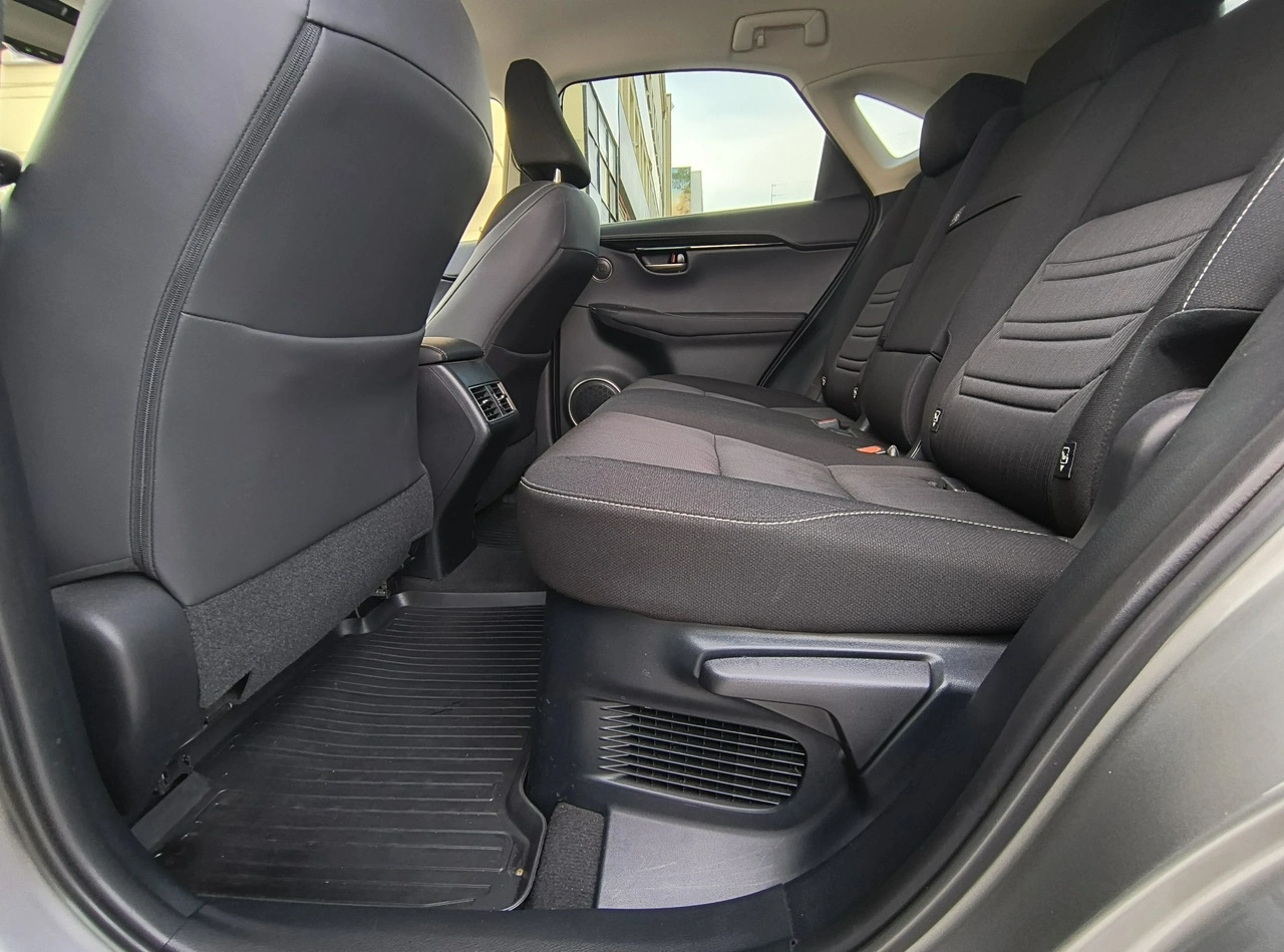 Lexus NX - Zdjęcie 13