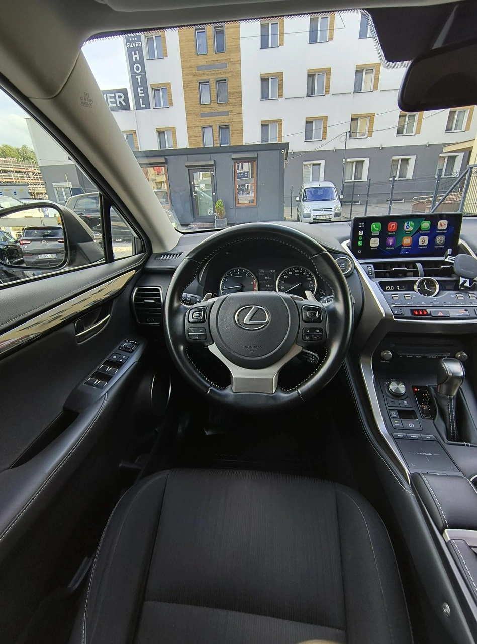 Lexus NX - Zdjęcie 18