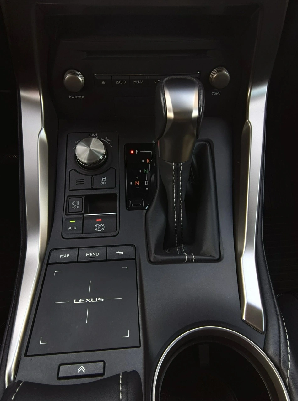 Lexus NX - Zdjęcie 21
