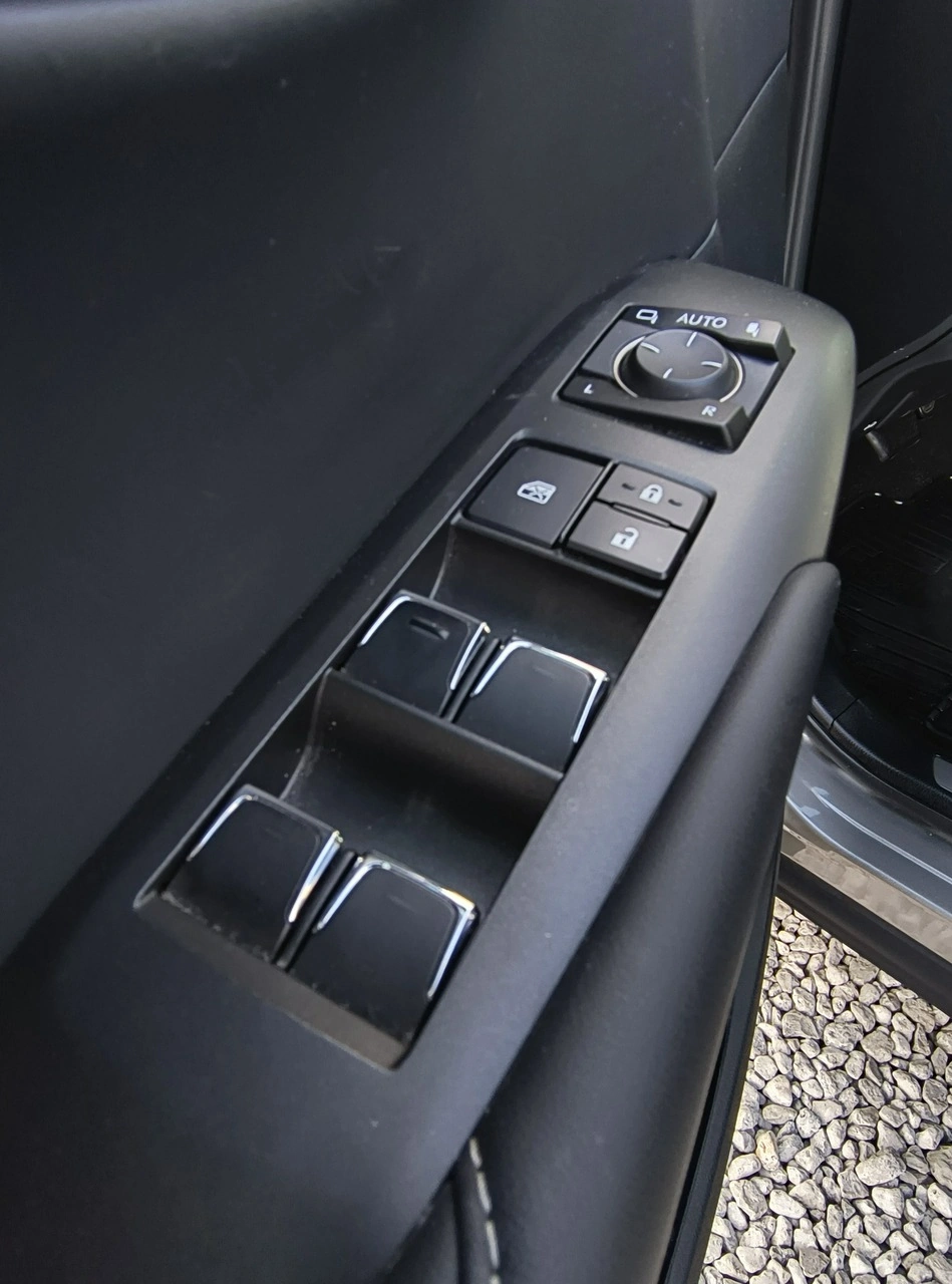 Lexus NX - Zdjęcie 23