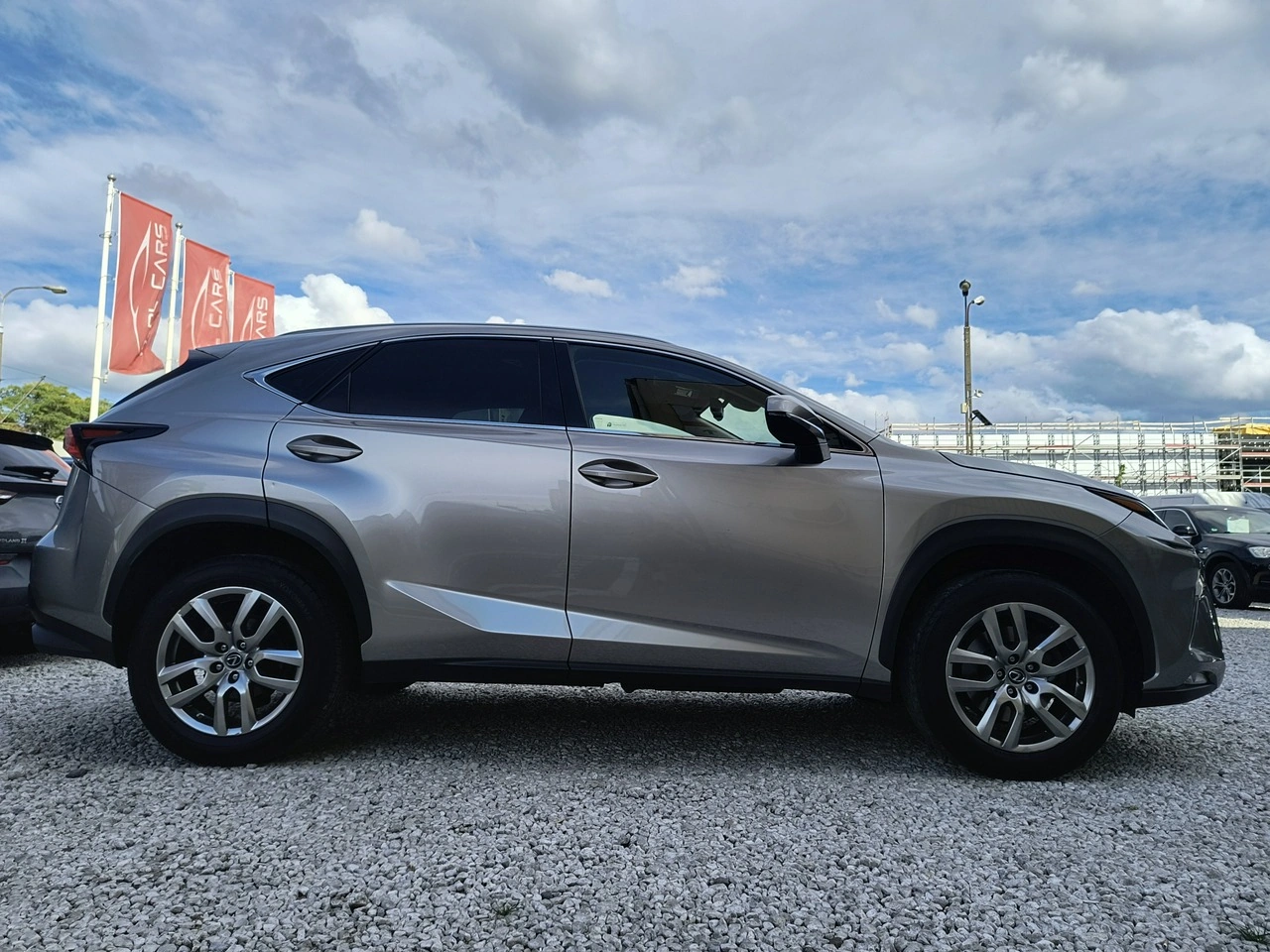Lexus NX - Zdjęcie 38