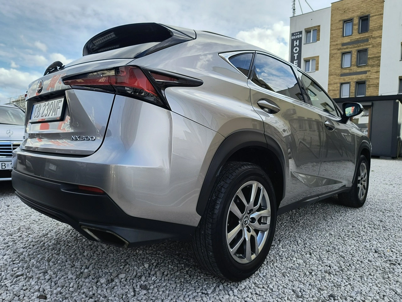Lexus NX - Zdjęcie 39