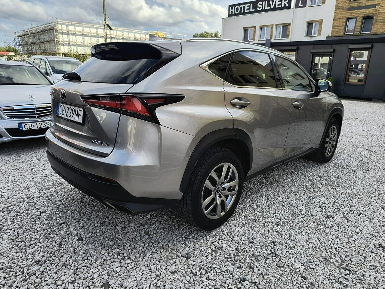 Lexus NX - Zdjęcie 3