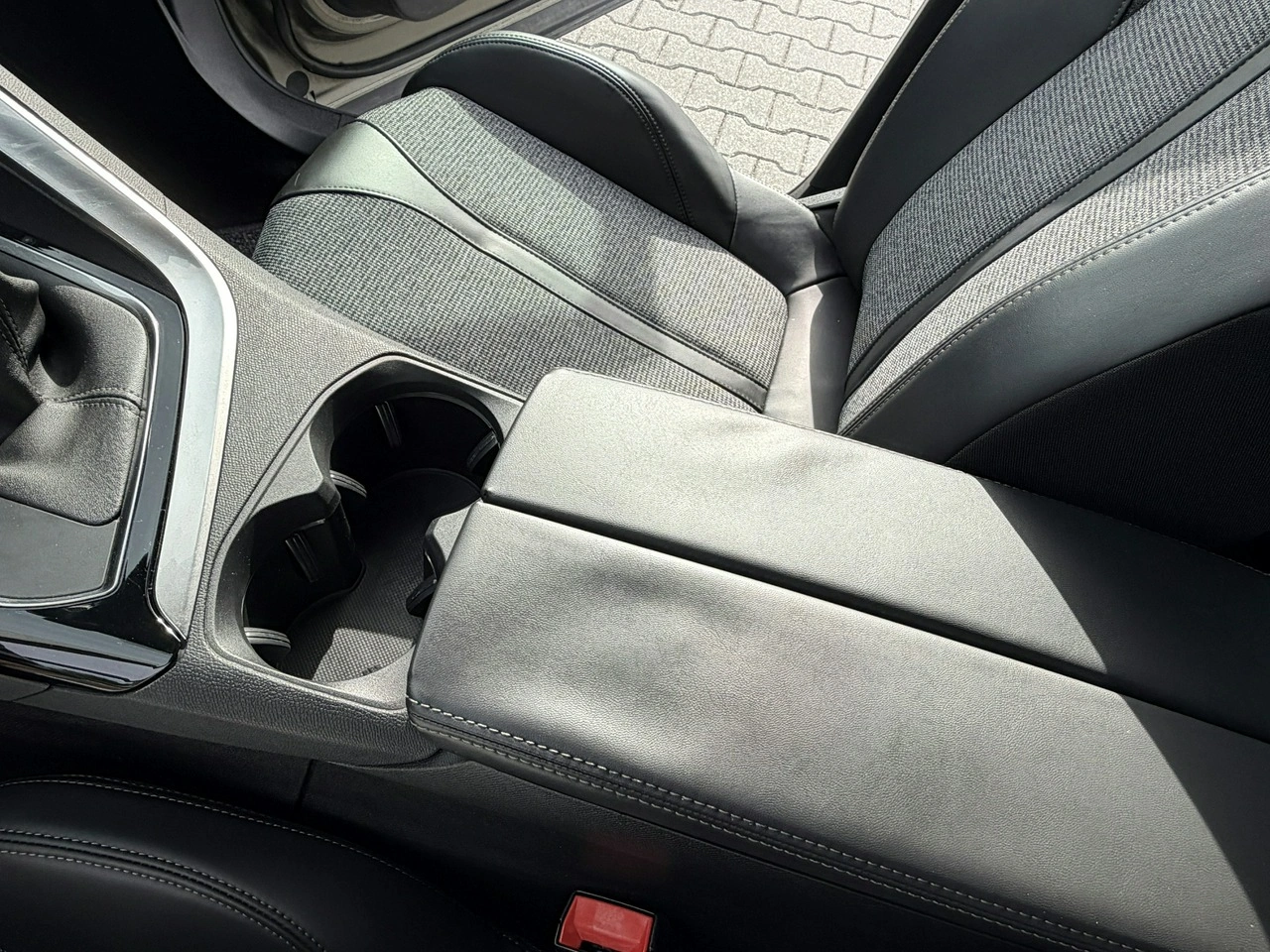 Peugeot 5008 - Zdjęcie 12