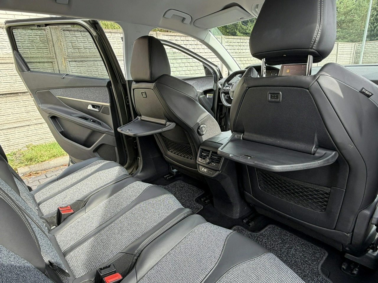Peugeot 5008 - Zdjęcie 23