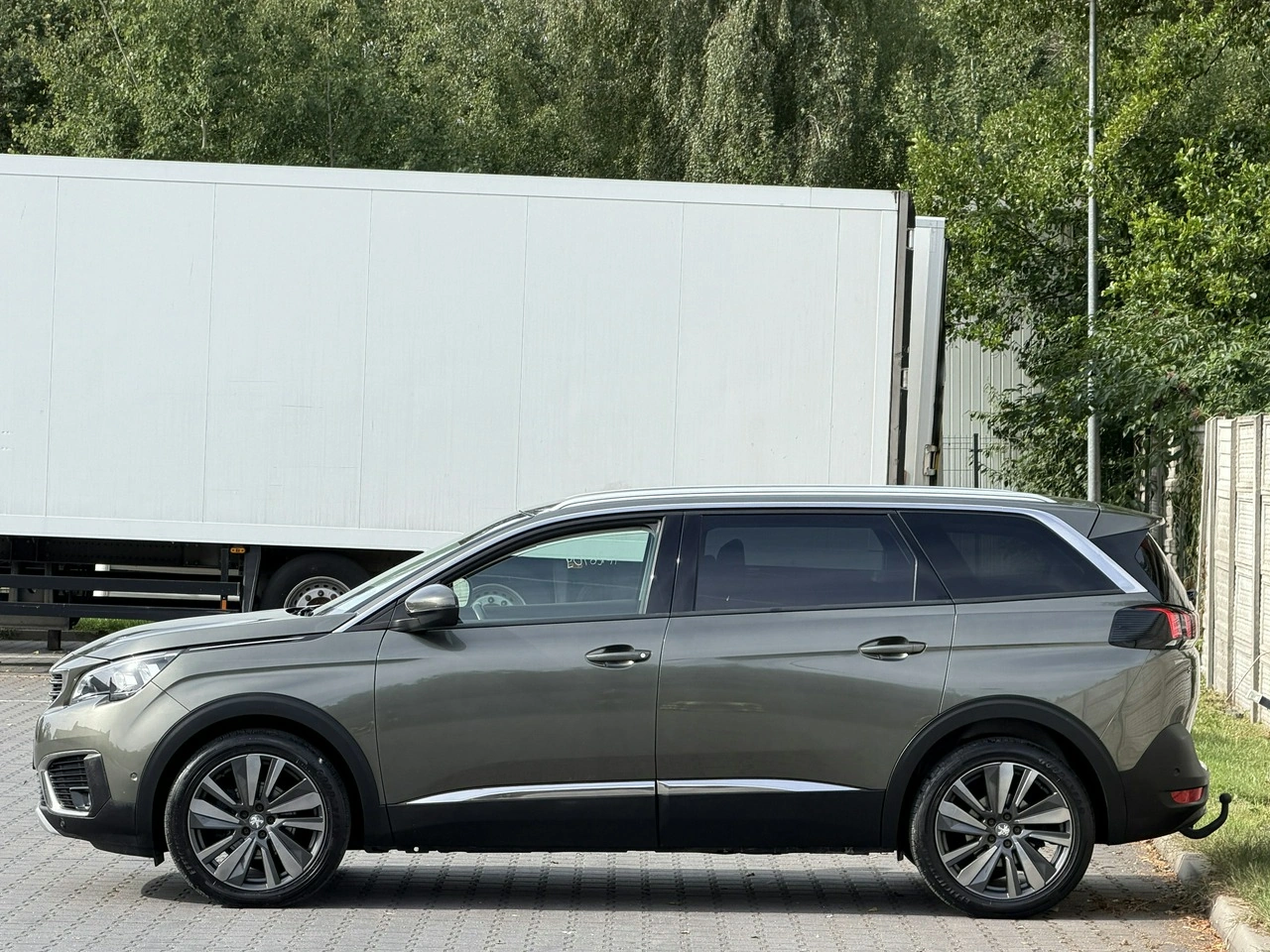 Peugeot 5008 - Zdjęcie 25