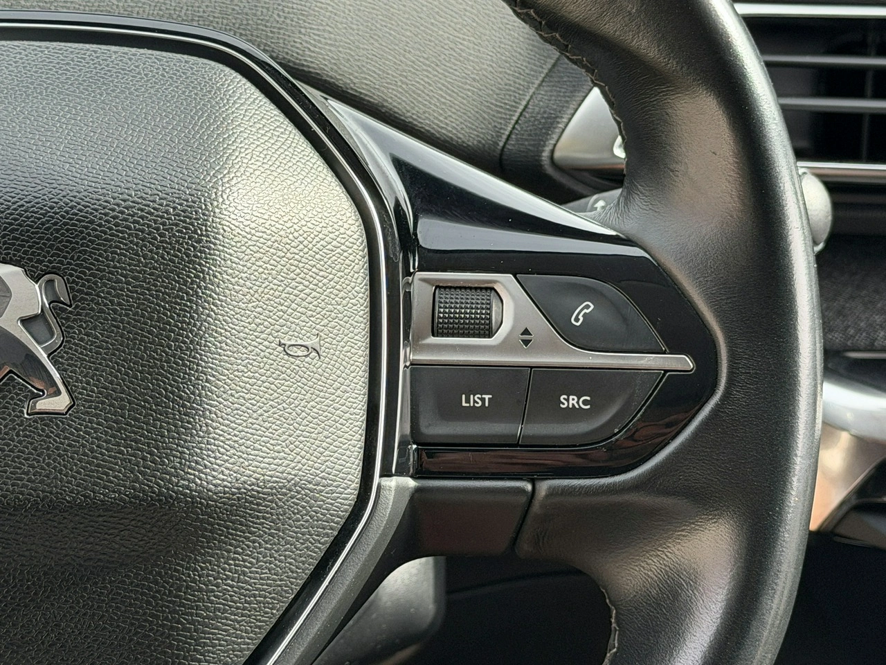 Peugeot 5008 - Zdjęcie 9