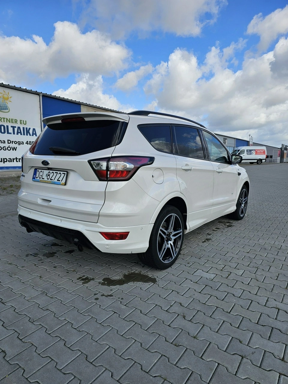 Ford Kuga - Zdjęcie 2
