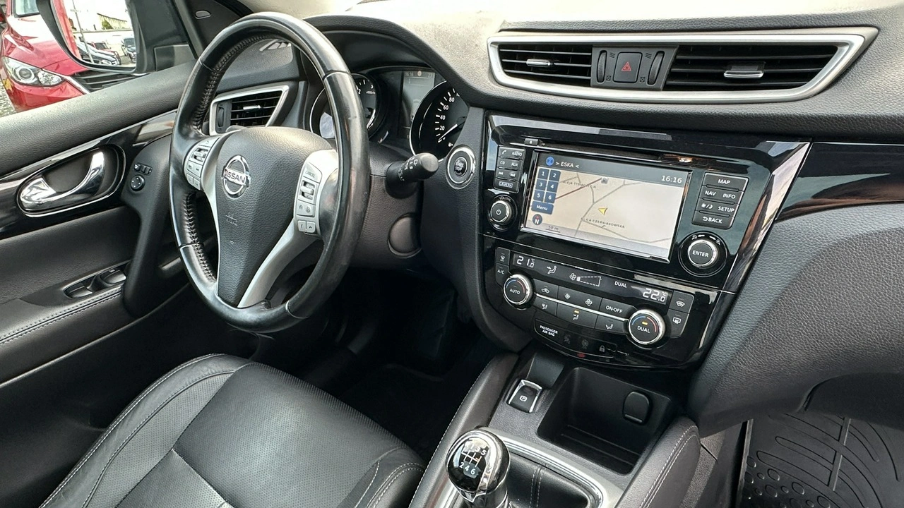 Nissan Qashqai - Zdjęcie 16