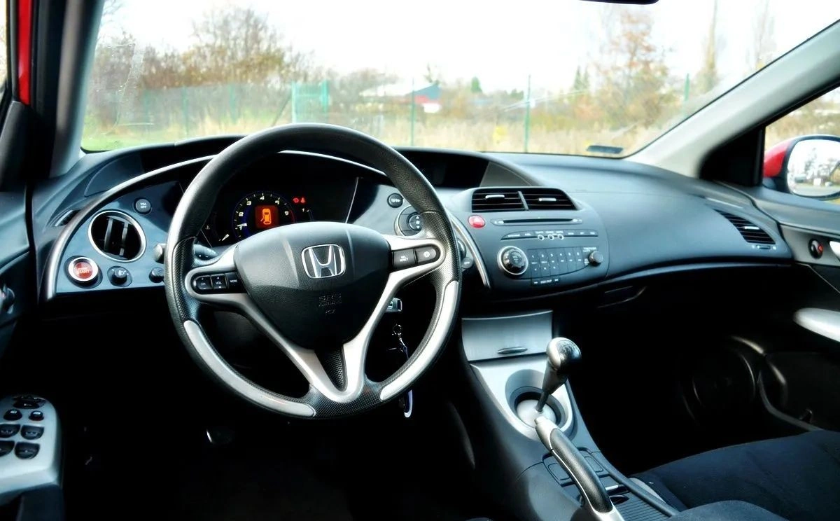 Honda Civic - Zdjęcie 16
