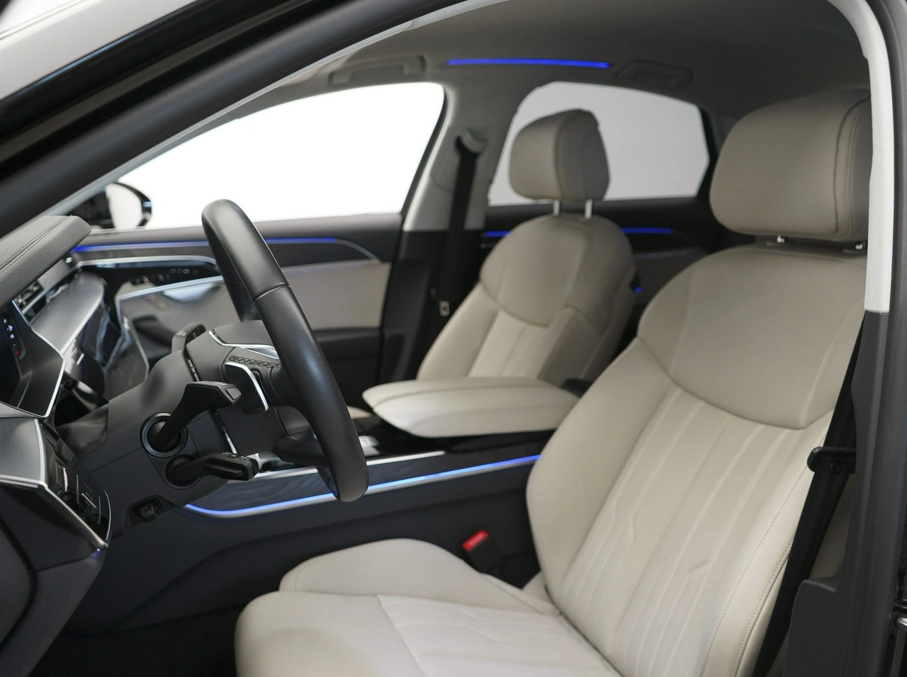Audi A8 - Zdjęcie 15
