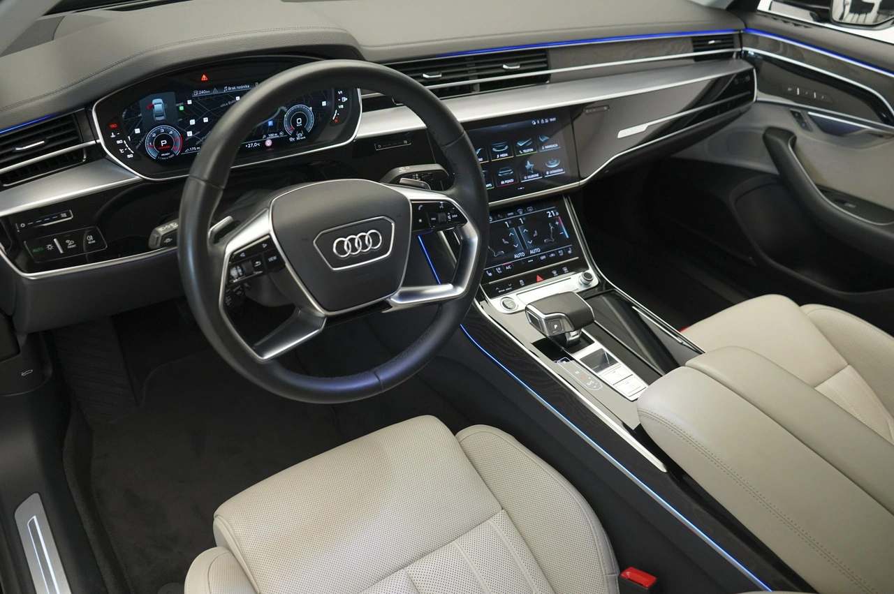 Audi A8 - Zdjęcie 16