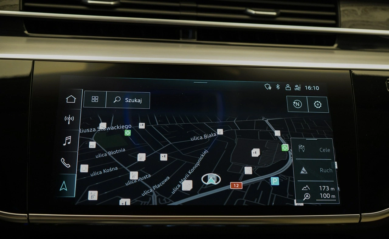 Audi A8 - Zdjęcie 31